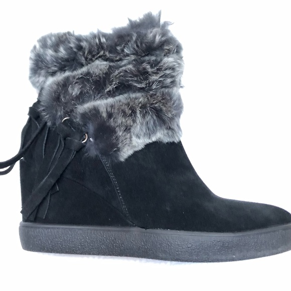 BNIB Black Suede Waterproof/Stain Resistant Booties - Picture 14 of 15